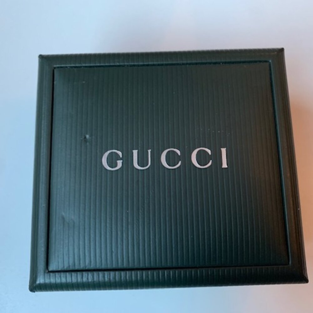 Authentic Vintage Gucci Two-Tone Swiss Watch | Box & Papers - Picture 2 of 9